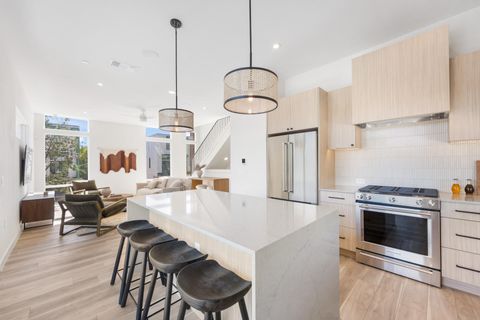 10814 Hermosillo DR Austin TX 78758