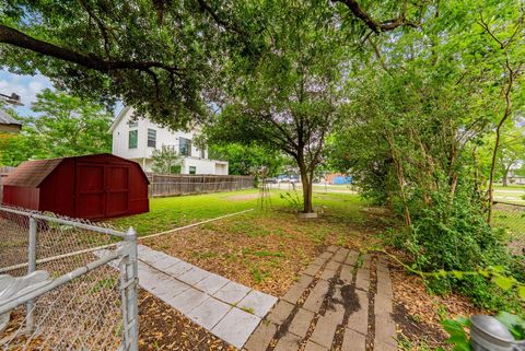 Tiny photo for 8409 Bowling Green DR, Austin, TX 78757 (MLS # 4571738)