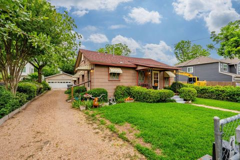 Tiny photo for 8409 Bowling Green DR, Austin, TX 78757 (MLS # 4571738)