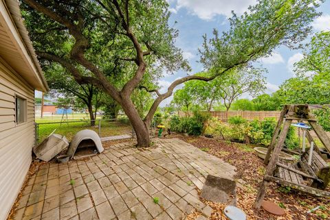 Tiny photo for 8409 Bowling Green DR, Austin, TX 78757 (MLS # 4571738)