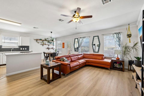 Photo of 611 Decker DR, Hutto, TX 78634 (MLS # 7442126)