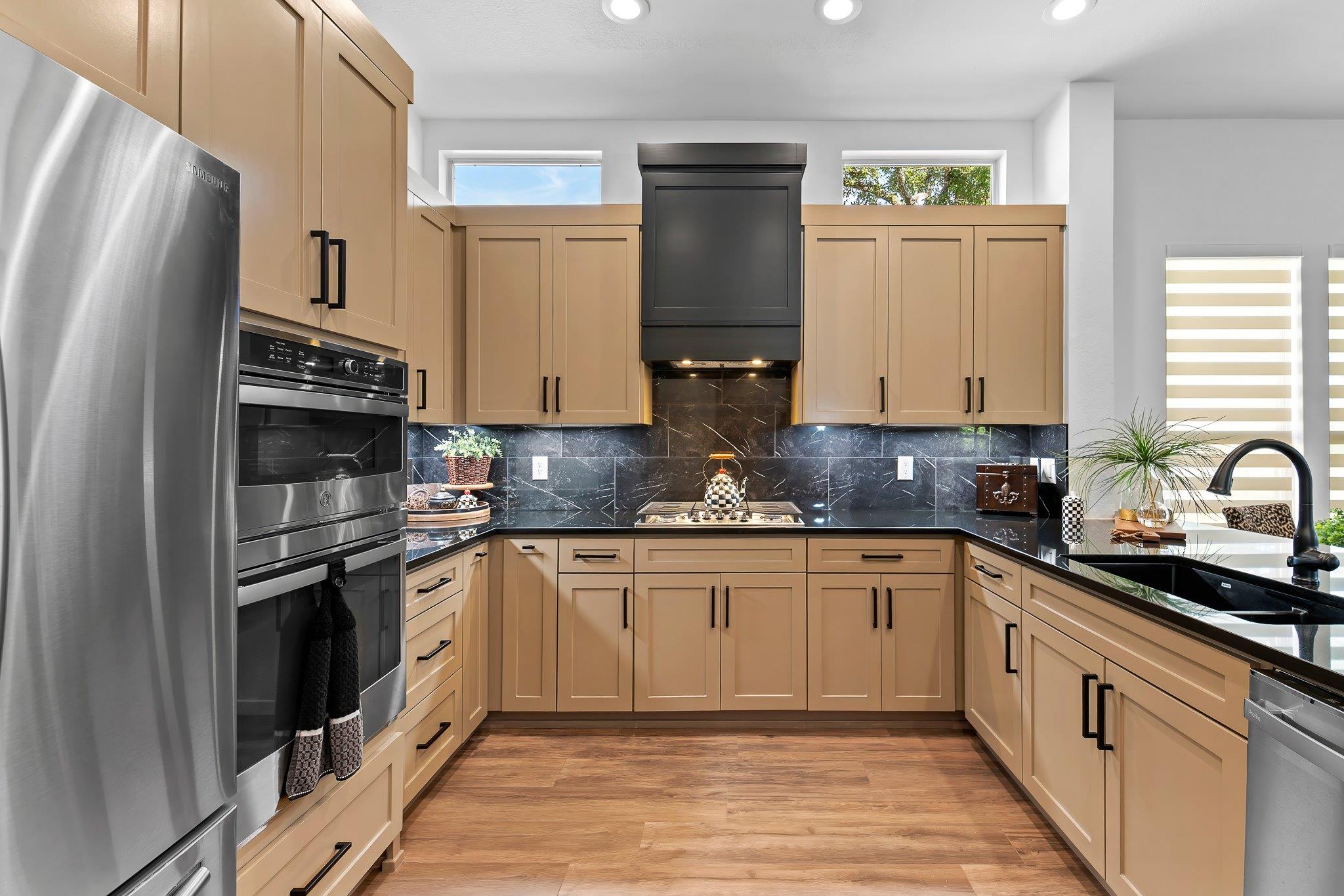 126 Enchanted DR