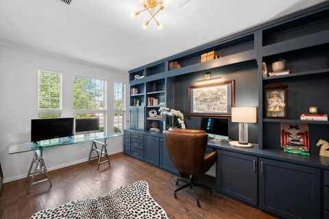 Tiny photo for 8204 Via Verde DR, Austin, TX 78739 (MLS # 3995499)
