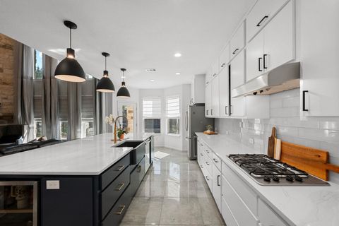 Tiny photo for 8204 Via Verde DR, Austin, TX 78739 (MLS # 3995499)