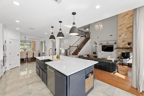 Tiny photo for 8204 Via Verde DR, Austin, TX 78739 (MLS # 3995499)