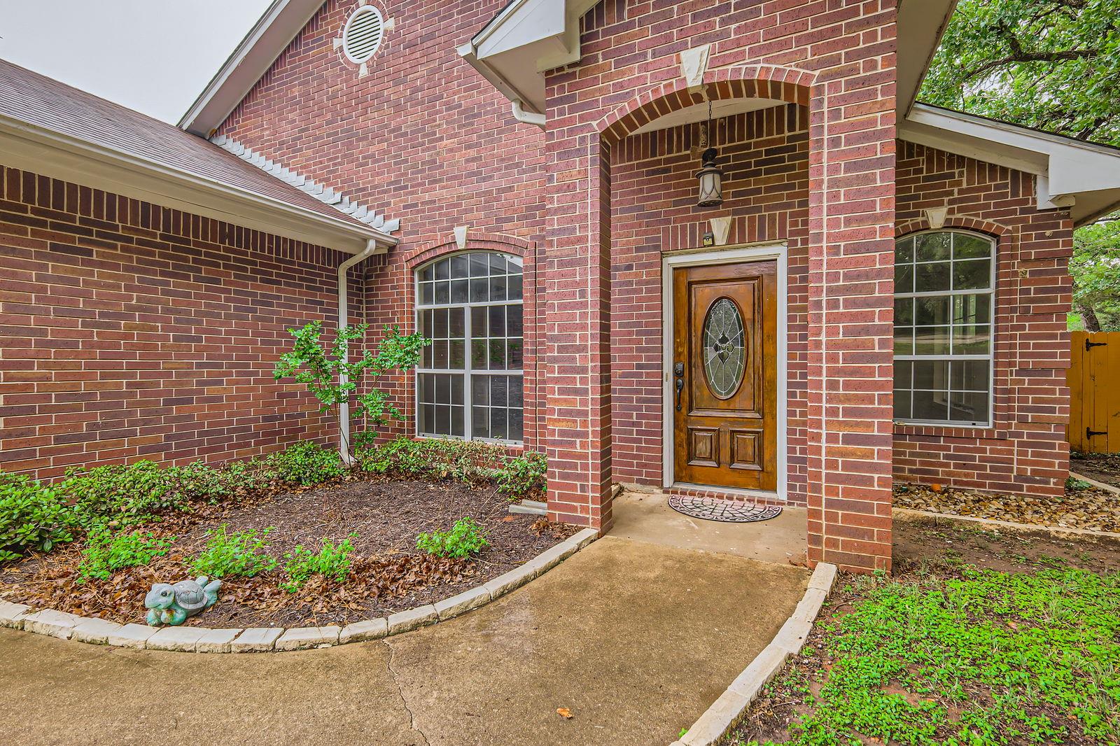 258 W Oak LOOP