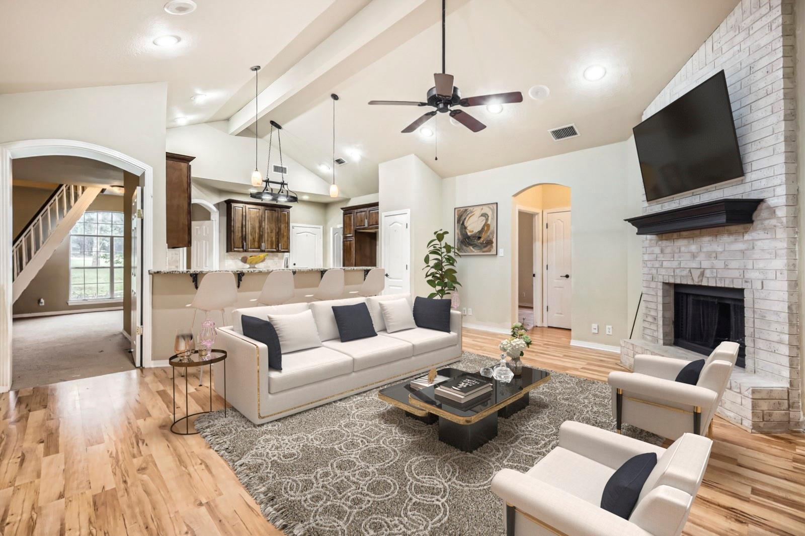 258 W Oak LOOP