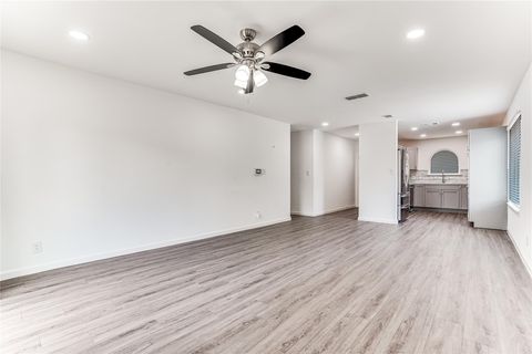 Tiny photo for 711 Buckingham PL, Austin, TX 78745 (MLS # 5692480)