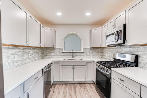 Tiny photo for 711 Buckingham PL, Austin, TX 78745 (MLS # 5692480)