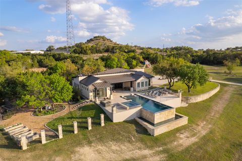 101 Rolling Hills RD Blanco TX 78606