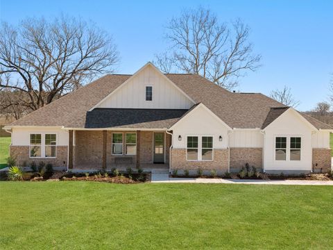 151 Moonlight DR Smithville TX 78957