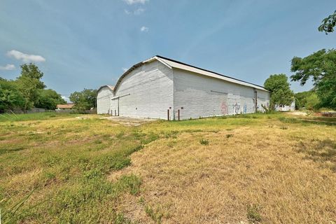 312 Camacho ST San Marcos TX 78666