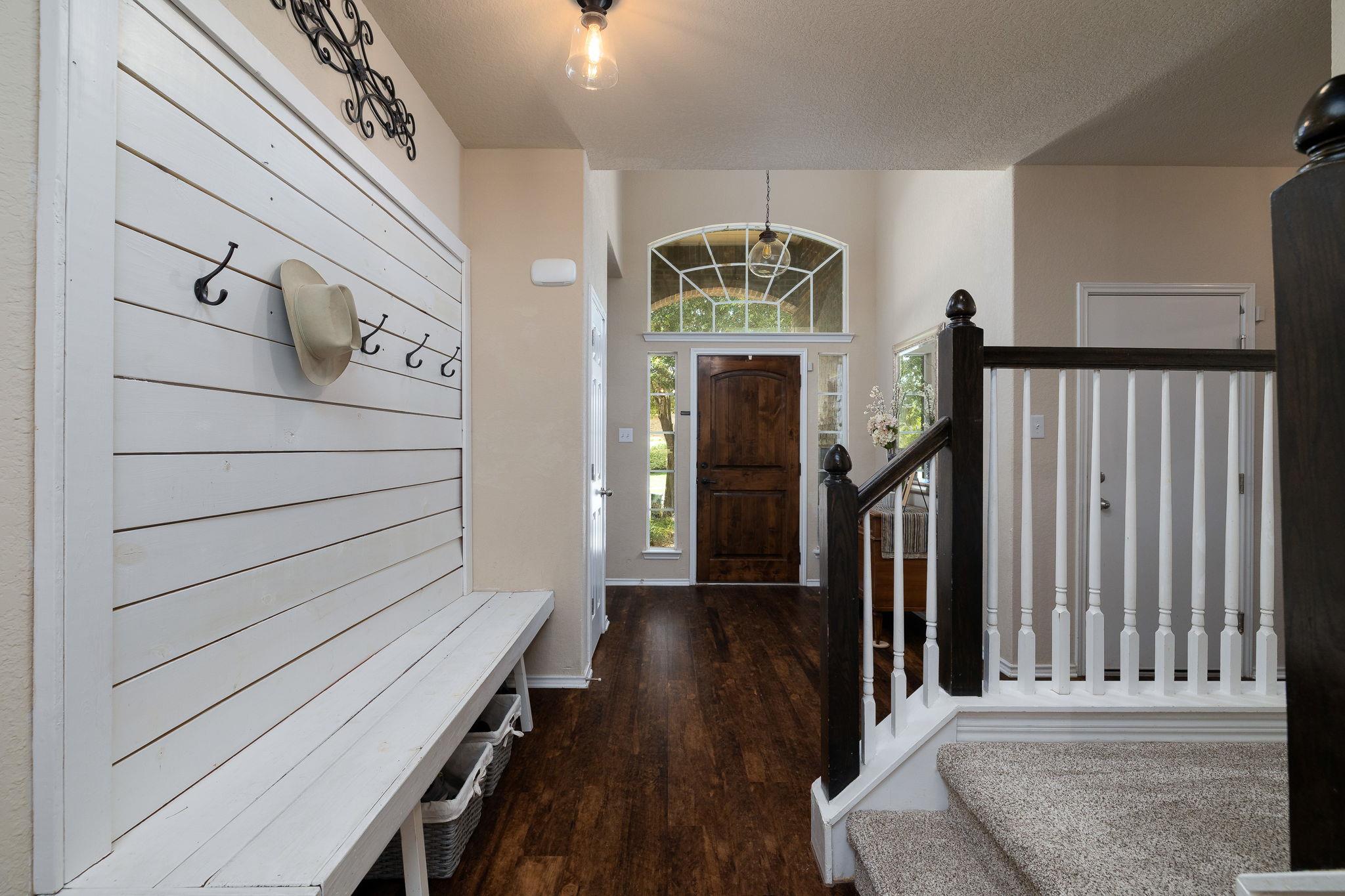 401 Canterbury HL