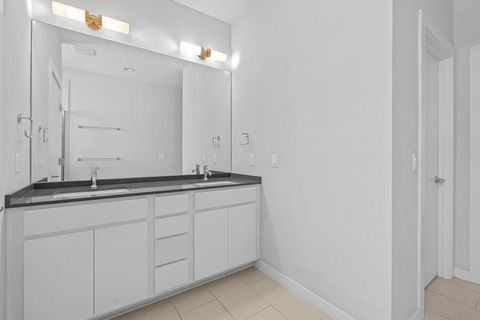Tiny photo for 301 W Stassney LN #7, Austin, TX 78745 (MLS # 6919974)