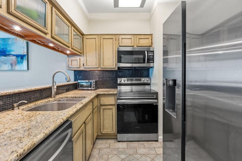 Tiny photo for 802 S 1st ST #202, Austin, TX 78704 (MLS # 5100200)