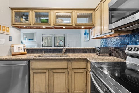 Tiny photo for 802 S 1st ST #202, Austin, TX 78704 (MLS # 5100200)