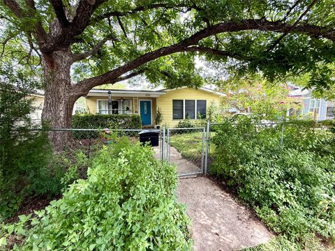 Photo of 1908 Anita DR, Austin, TX 78704 (MLS # 1959235)