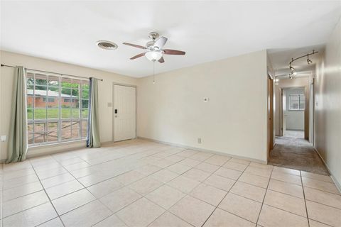 Tiny photo for 7000 Miranda DR, Austin, TX 78752 (MLS # 6213693)