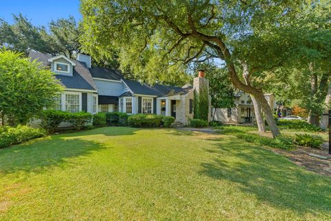 Photo of 2101 Stamford LN, Austin, TX 78703 (MLS # 3377075)