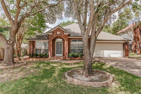 Photo of 17002 Hillside DR, Round Rock, TX 78681 (MLS # 5352450)