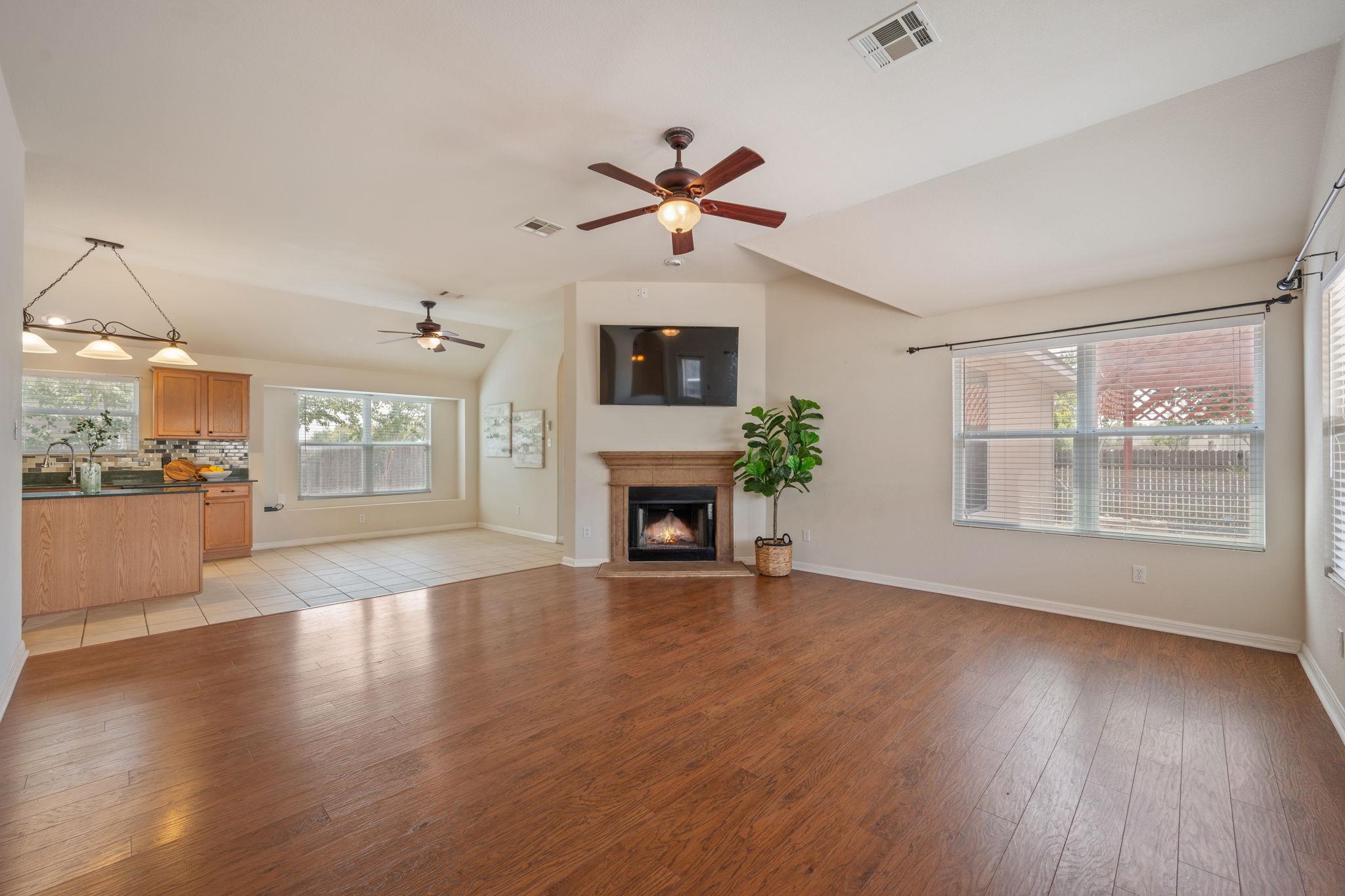 105 Mattingly ST