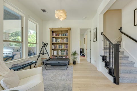Tiny photo for 11612 Shoreview Overlook CV, Austin, TX 78732 (MLS # 5425059)
