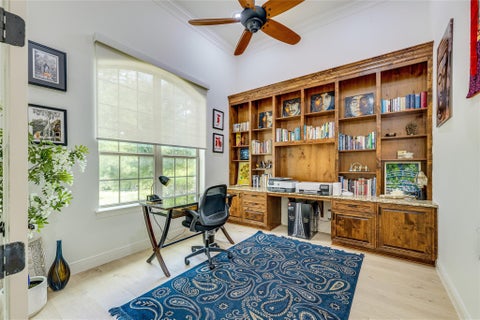 Tiny photo for 11612 Shoreview Overlook CV, Austin, TX 78732 (MLS # 5425059)