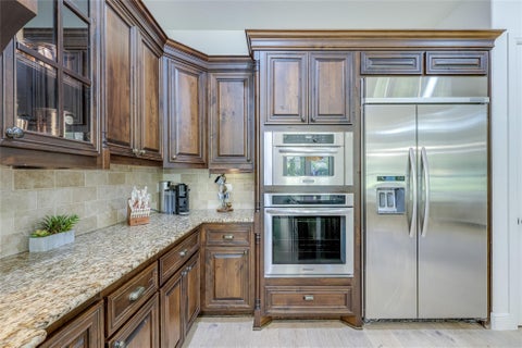 Tiny photo for 11612 Shoreview Overlook CV, Austin, TX 78732 (MLS # 5425059)