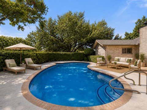 Photo of 6403 Bluesky WAY, Austin, TX 78745 (MLS # 6735827)