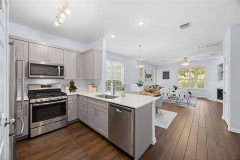 Tiny photo for 1900 Scofield Ridge PKWY #6302, Austin, TX 78727 (MLS # 2578645)