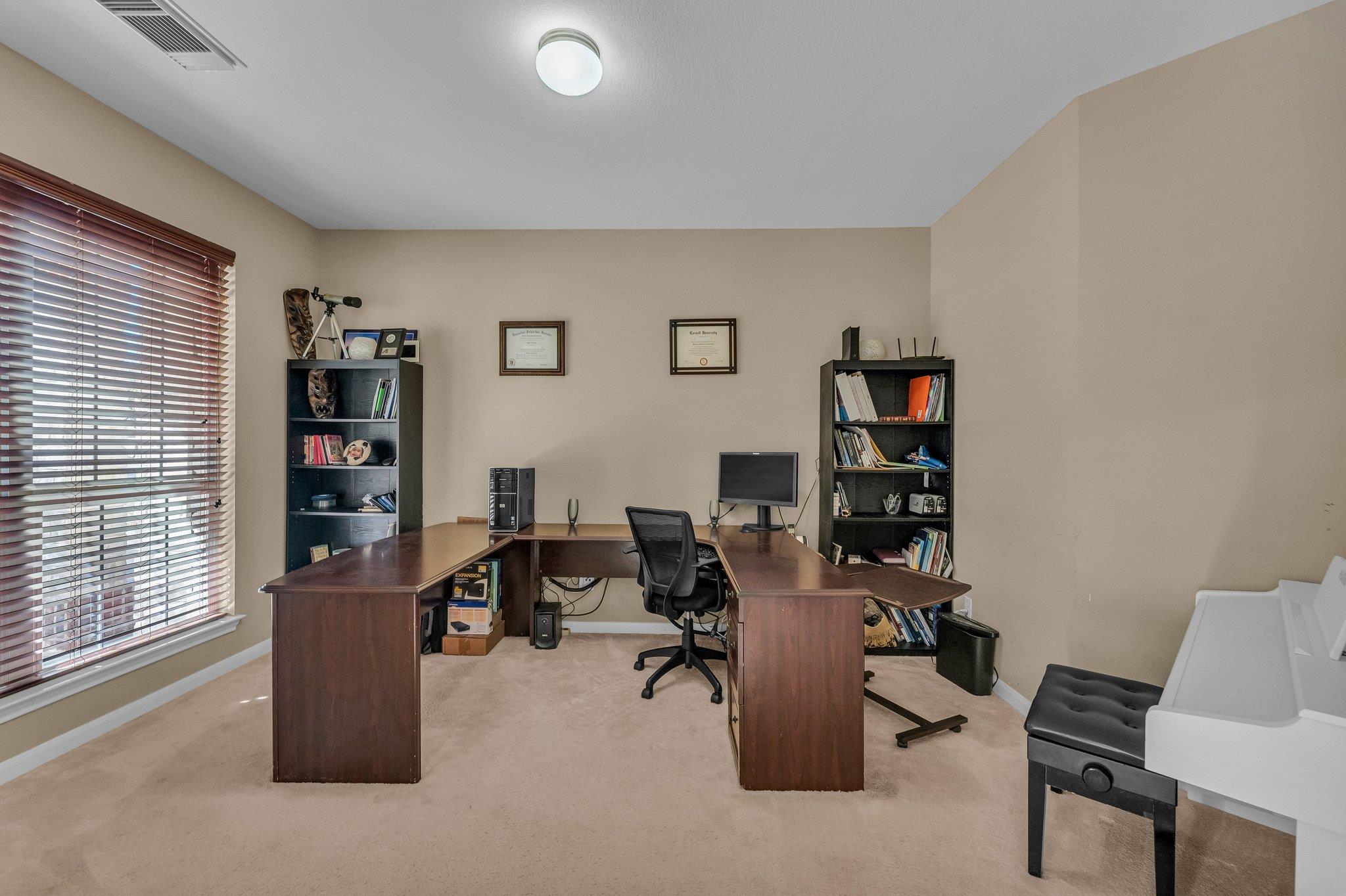 1014 Bretton Woods DR