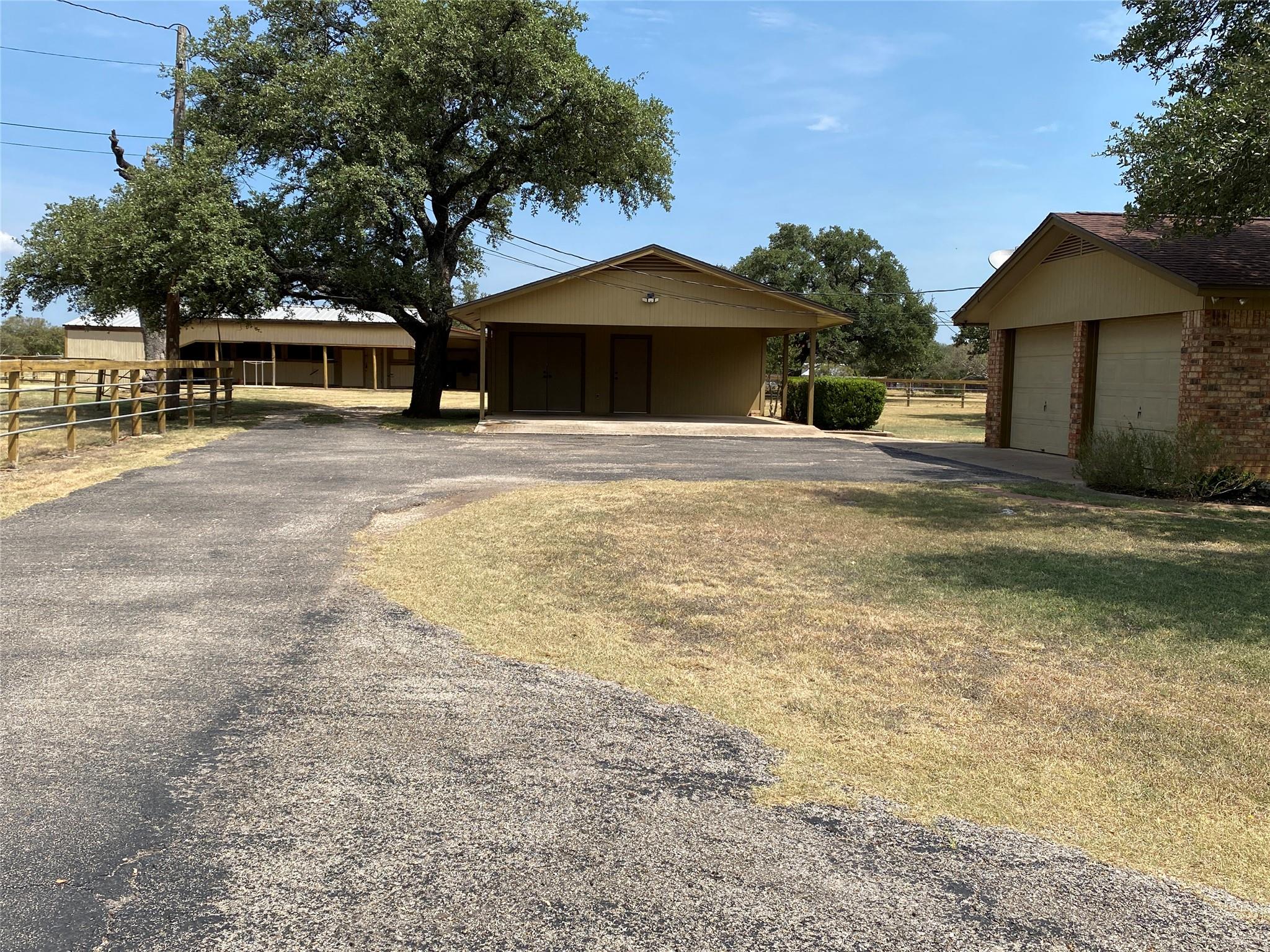 140 Oakridge RD