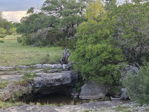 9939 County Road 404 Spicewood TX 78669