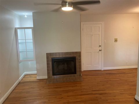 Tiny photo for 912 E 32nd St. ST E #101, Austin, TX 78705 (MLS # 5147238)