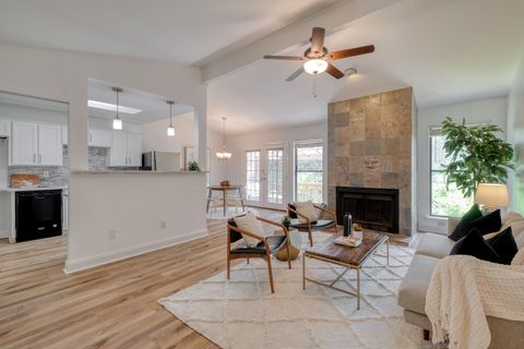 5107 Leralynn ST 303 Austin TX 78751