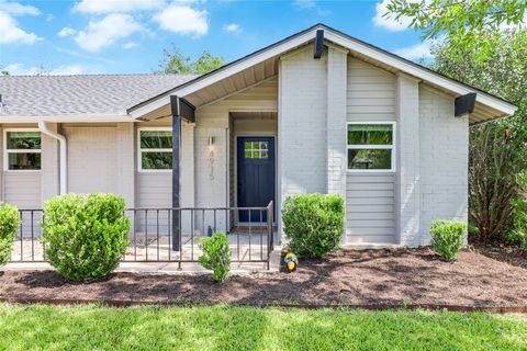 Photo of 4915 Broadhill DR, Austin, TX 78723 (MLS # 3246793)