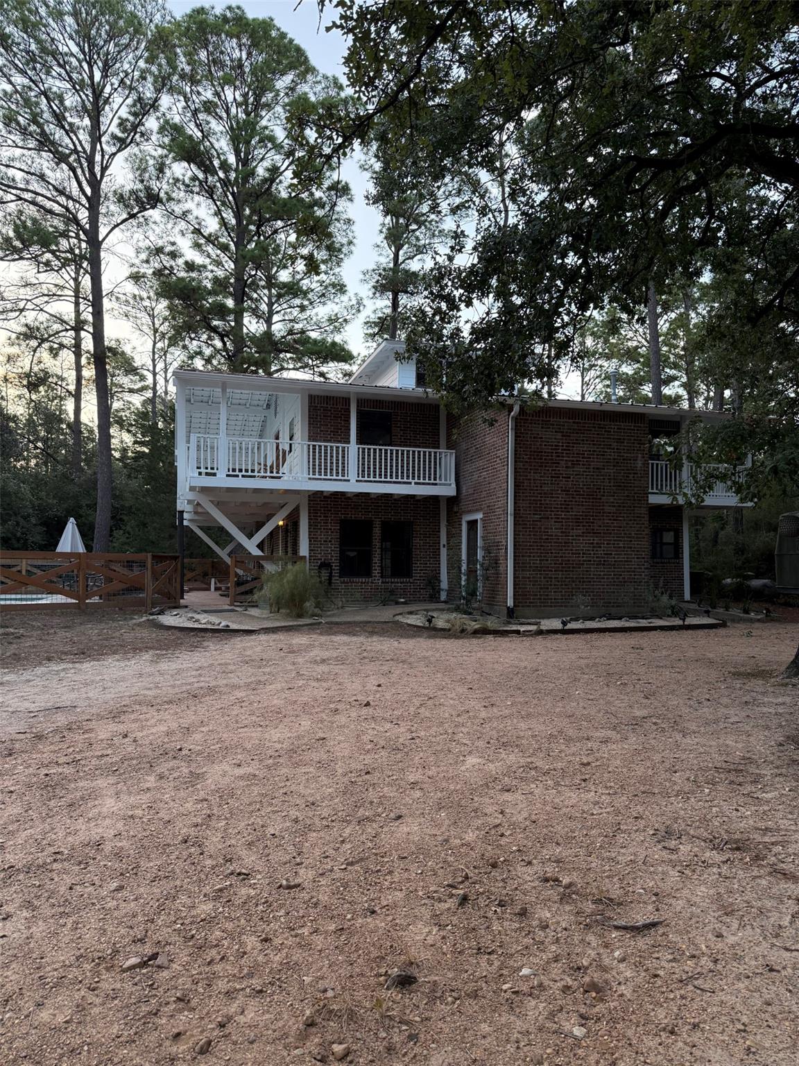 363 Porter RD