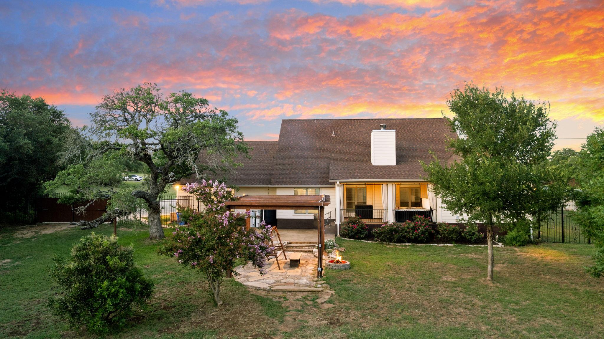 781 Woodland DR