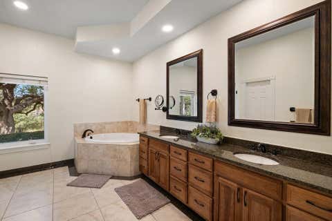 Tiny photo for 4607 R O DR, Spicewood, TX 78669 (MLS # 1250861)