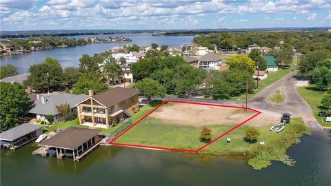 LT 1R & S PT 2R Lake Point DR Horseshoe Bay TX 78657