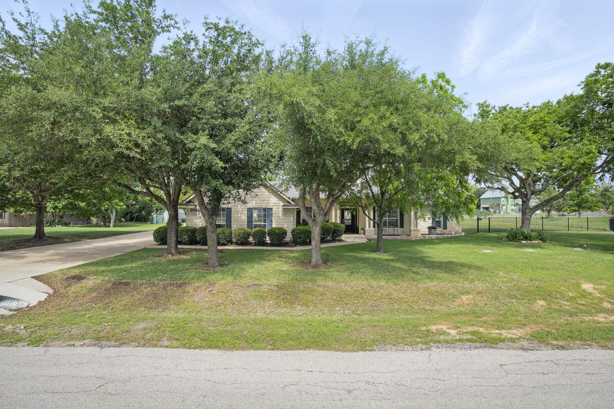 20904 Apache Plum LN