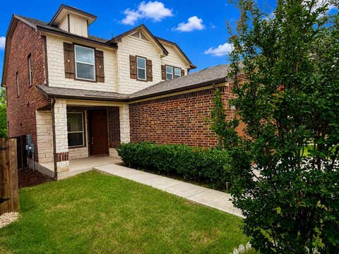 Photo of 2101 Split Diamond WAY #40, Round Rock, TX 78664 (MLS # 2667939)