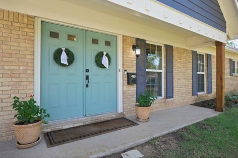 Tiny photo for 5605 Exeter DR, Austin, TX 78723 (MLS # 3779125)