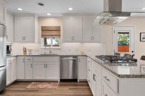 Tiny photo for 5605 Exeter DR, Austin, TX 78723 (MLS # 3779125)