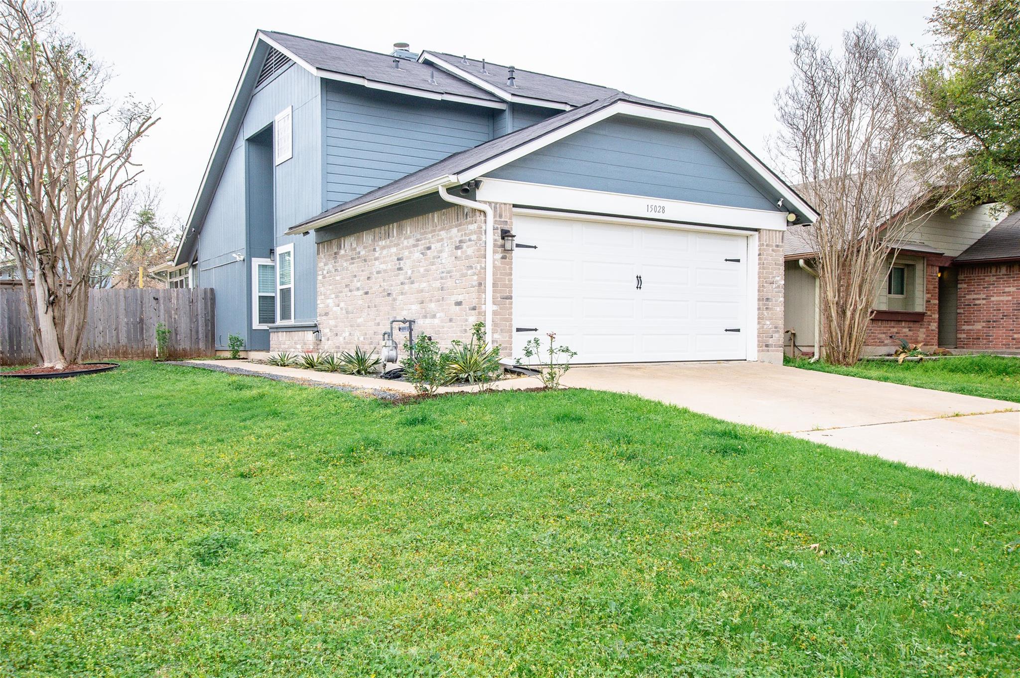 Austin, Texas 78728, United States, 3 Bedrooms Bedrooms, ,2 BathroomsBathrooms,Residential,Pending,45387