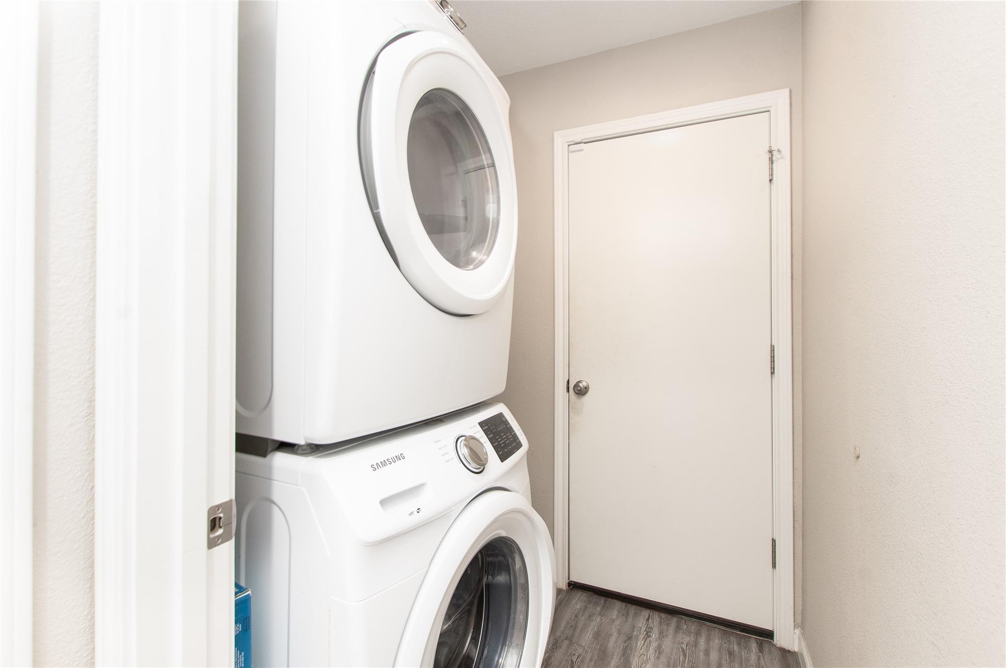 Austin, Texas 78728, United States, 3 Bedrooms Bedrooms, ,2 BathroomsBathrooms,Residential,Pending,45387