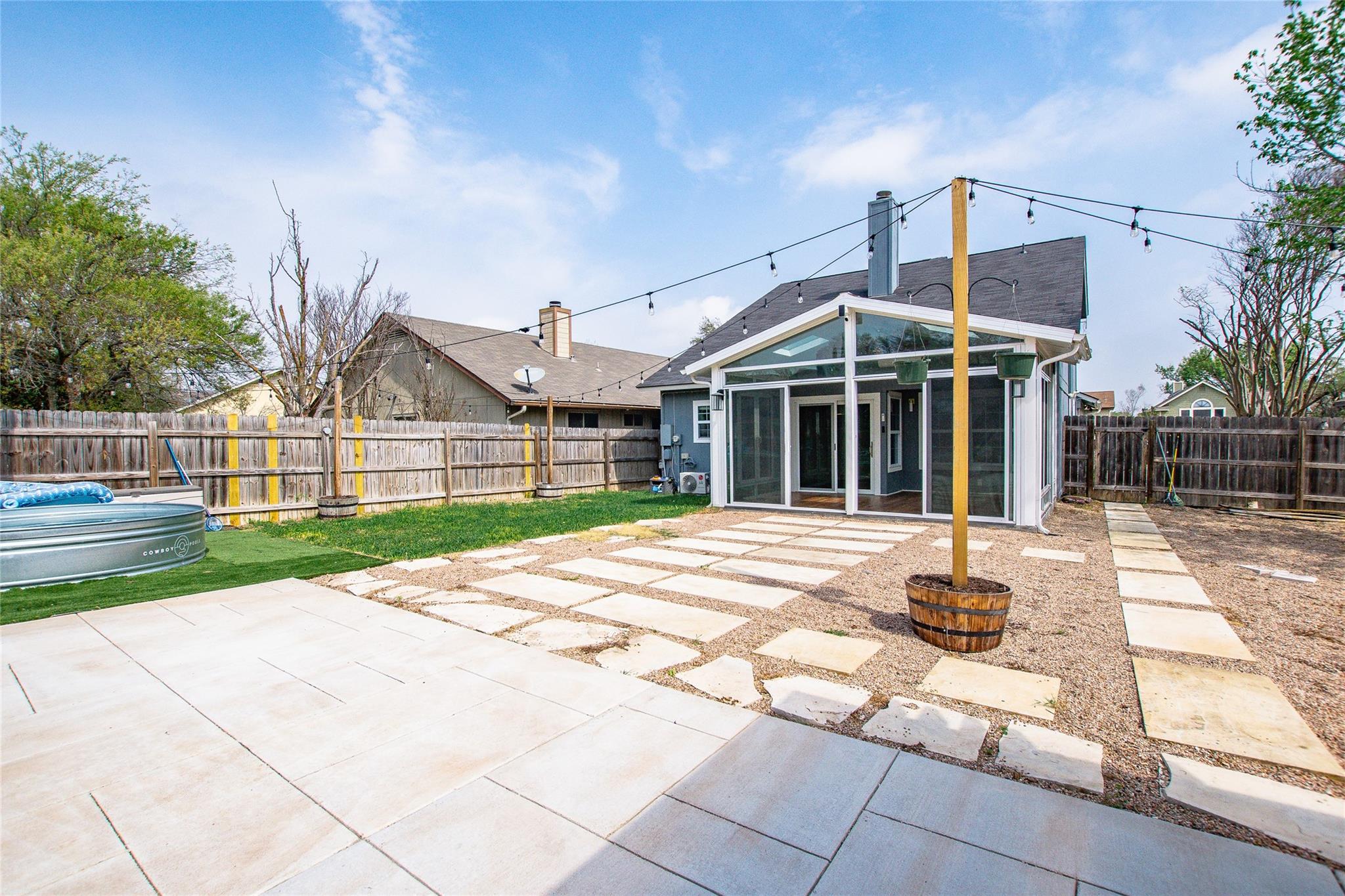 Austin, Texas 78728, United States, 3 Bedrooms Bedrooms, ,2 BathroomsBathrooms,Residential,Pending,45387