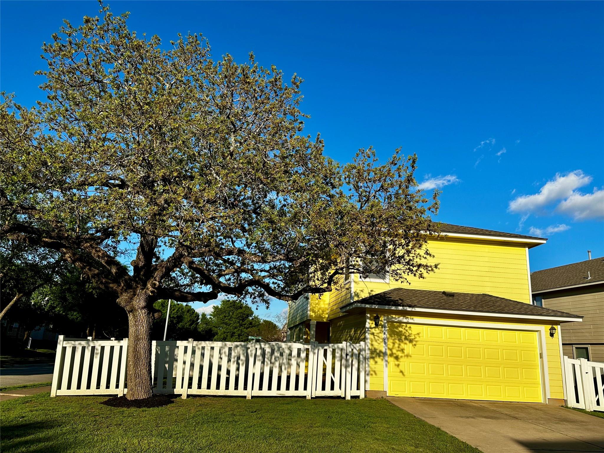 1400 Colorado Bend DR