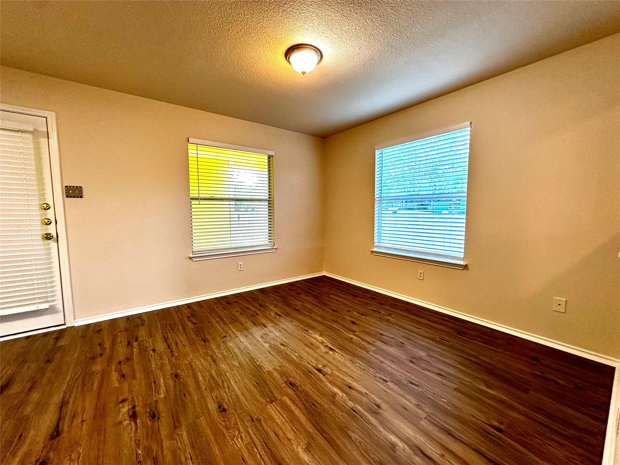 1400 Colorado Bend DR
