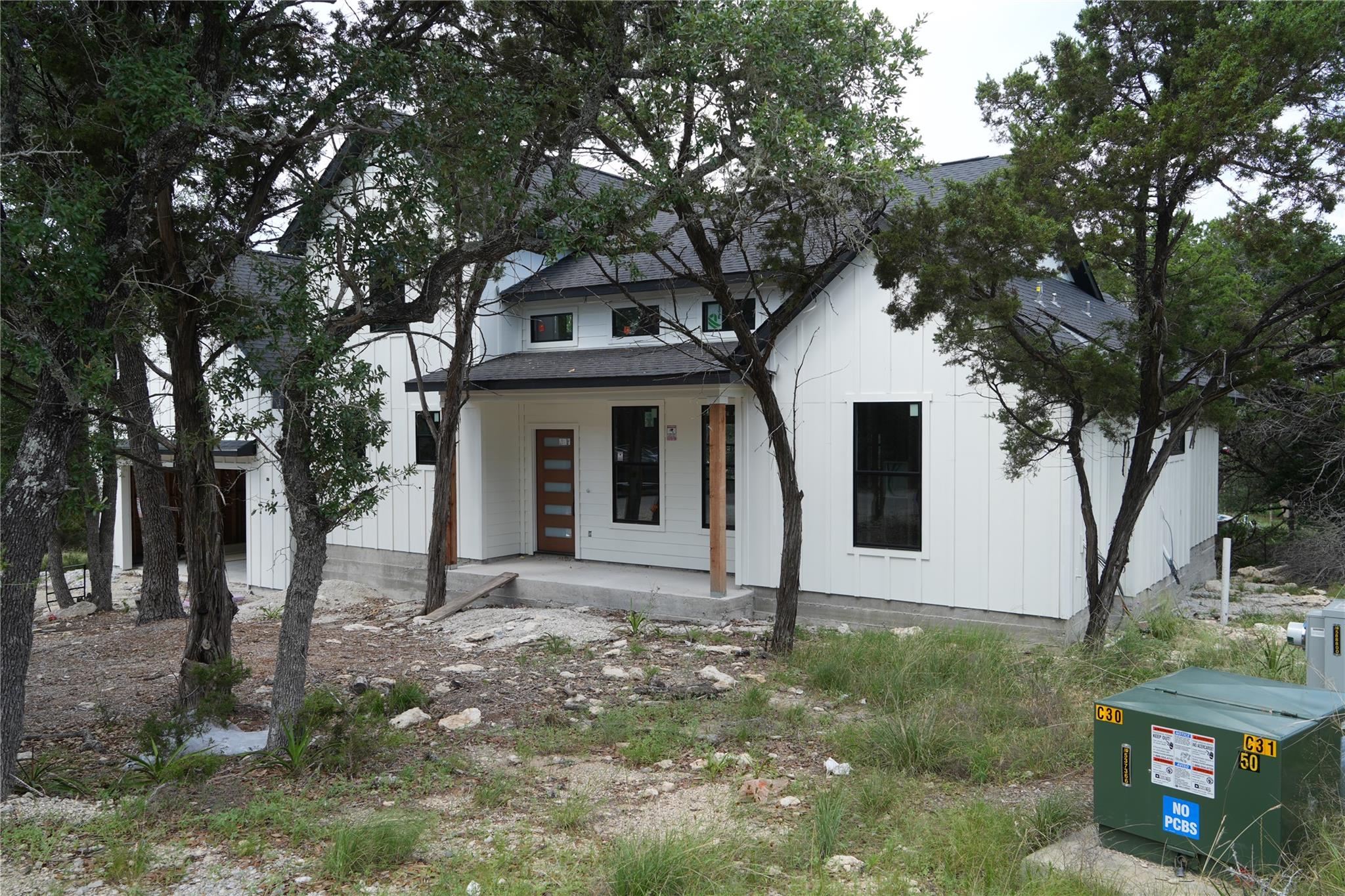 48 Acacia DR